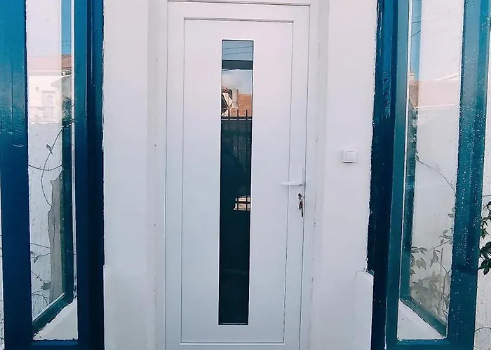 Charmante Maison T2 De Plein Pied Avec Exterieur Calme Aux Arenes * Béziers